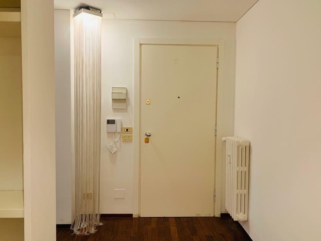 Whouse Luxury Universita' Болонья Экстерьер фото